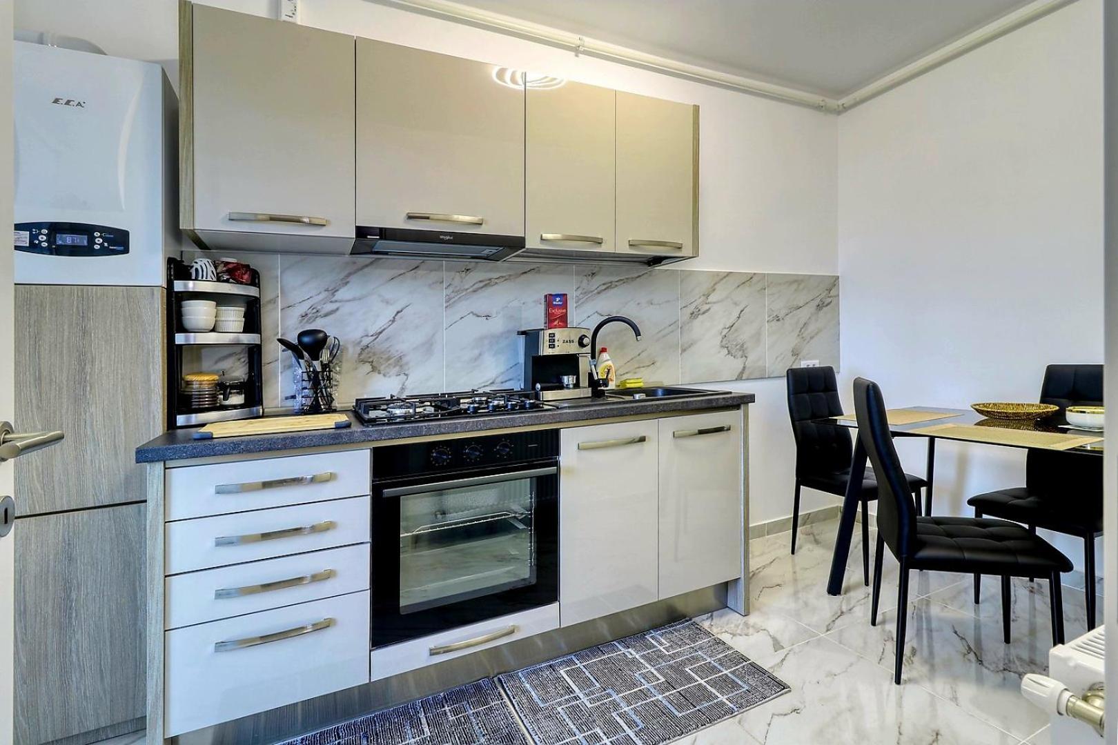 Luxury Apartament Бухарест Екстер'єр фото